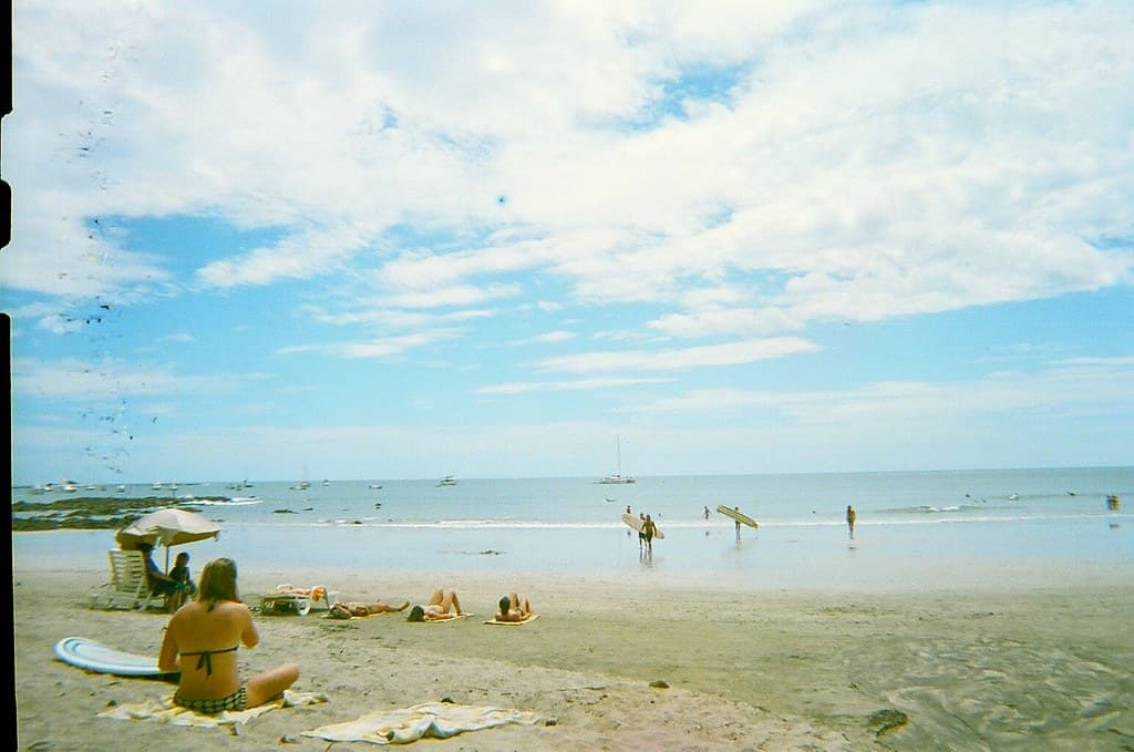 Playa Roca Bruja Pinilla — photo by Trevor.Huxham