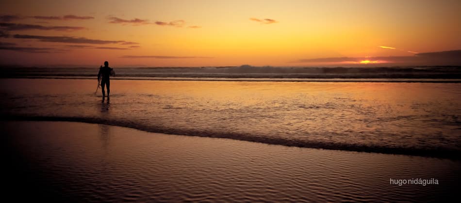 Praia de Doniños — photo by Hugo Nidáguila