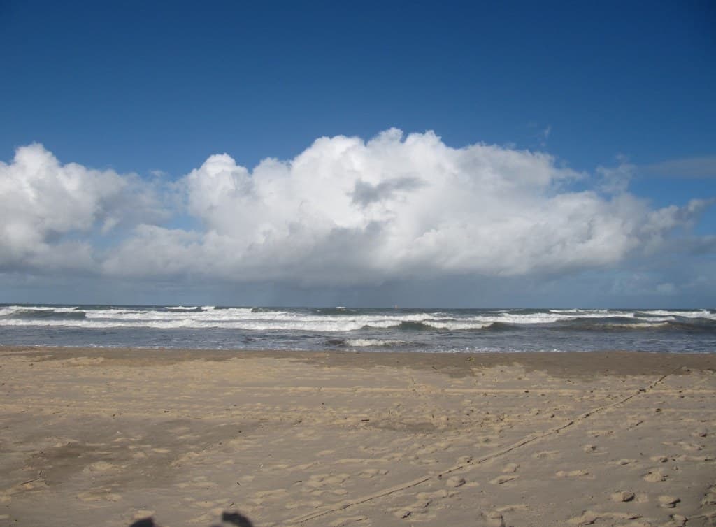 Praia do Caranguejo — photo by carlosoliveirareis