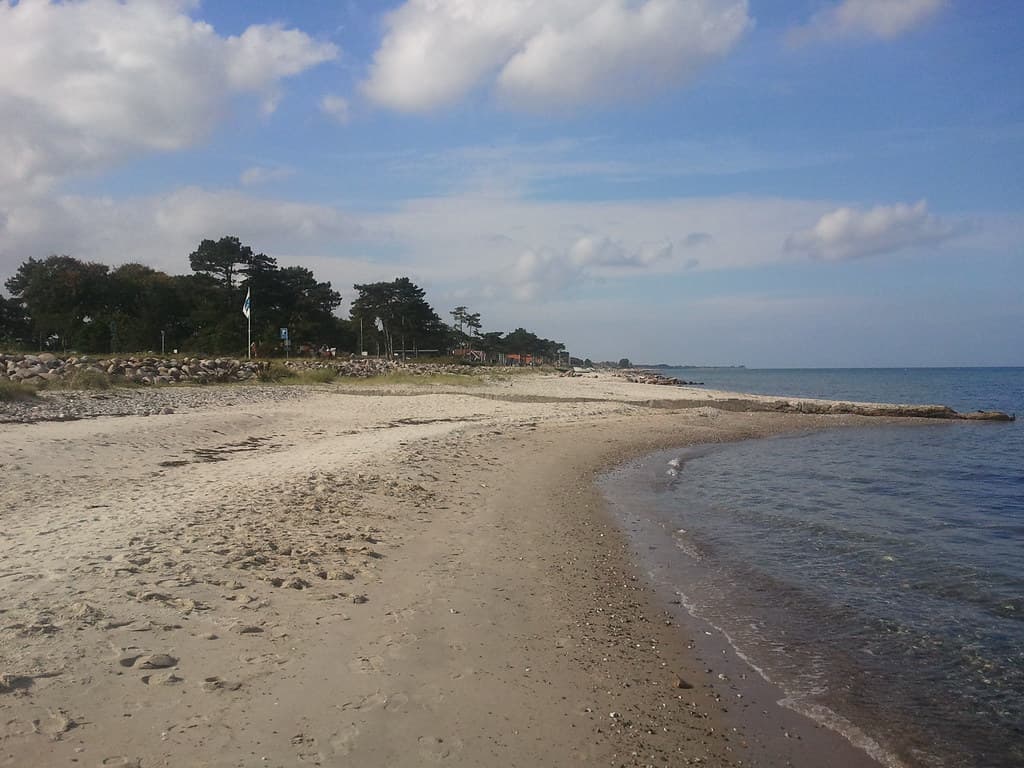 Hasmark Beach — photo by Agos Reigosa