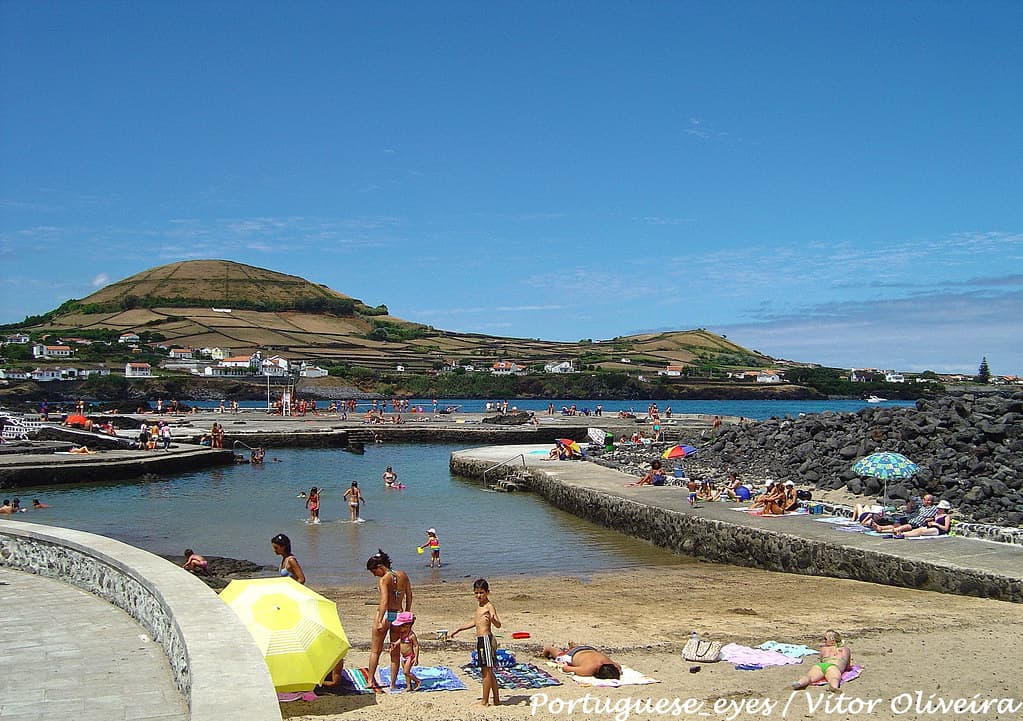 Praia da Angra
