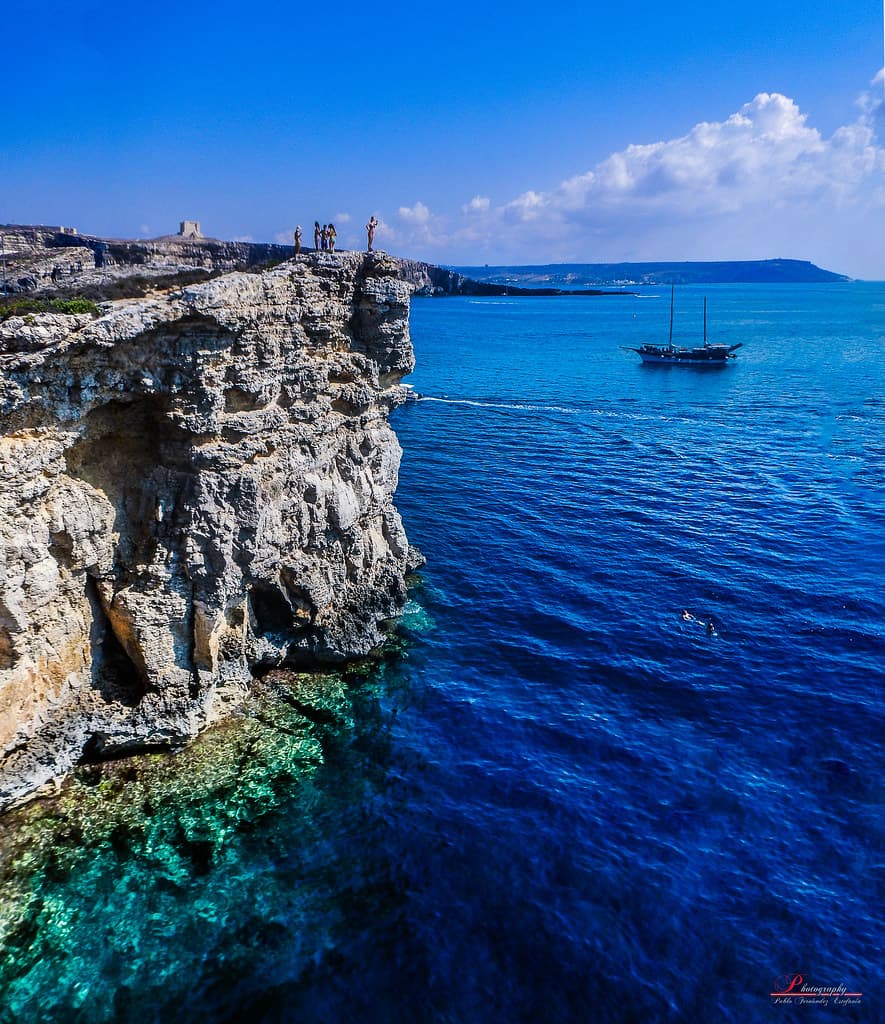 Comino Cliffs