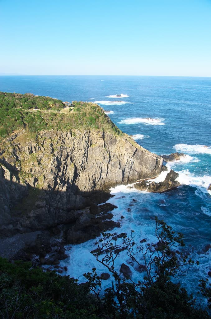 Misaki Beach (Ashizuri) — photo by shin Suzuki