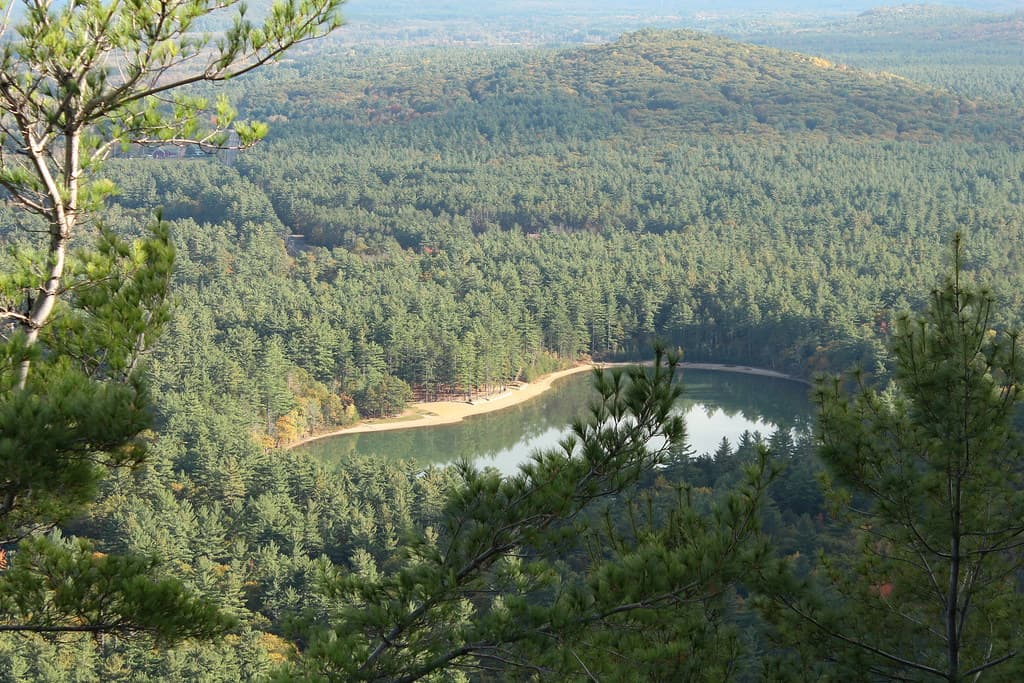 Echo Lake from Cathedral Ledge, North Conway (494298)