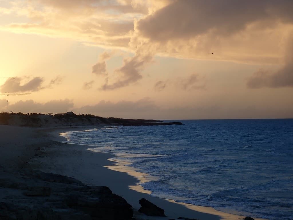 Playa Cañón — photo by Paul  Jerry