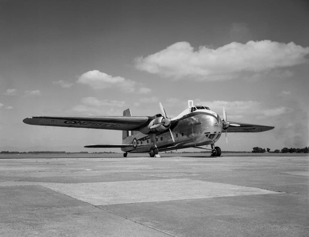 1953 RNZAF Bristol Freighter NZ5906 at RNZAF Ohakea in No. 41 Transport Squadron livery four months after delivery, 10 Mar 1953.