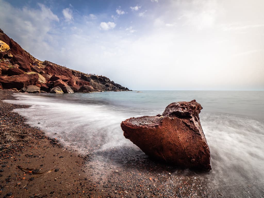 Kamari Beach — photo by Giuseppe Milo (www.gmilo.com)