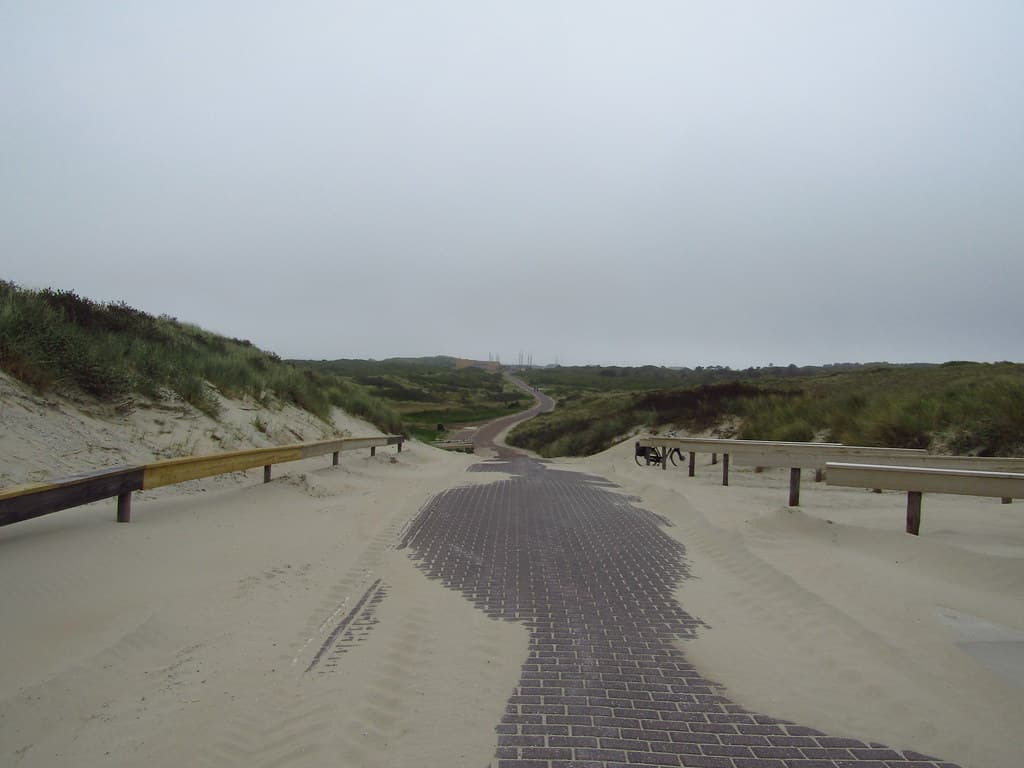 West Vlieland Beach — photo by Ruben Holthuijsen