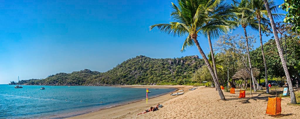 Horseshoe Island Beach