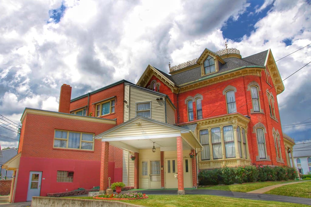 Binghamton New York ~ Earnest H. Parsons Funeral Home ~  Formerly J. Stuart Wells House ~ Historic