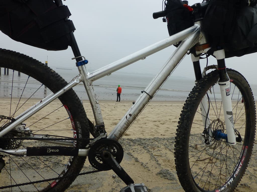Glückstadt Elbe Beach — photo by Wuppataler