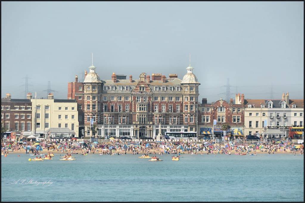 Weymouth Beach — photo by A.P.PHOTOGRAPHY.