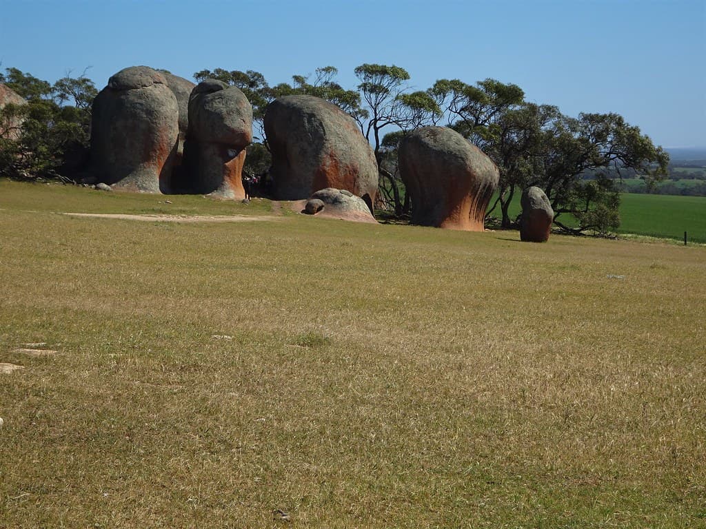 Streaky Bay on Eyre Peninsula. A group of granite rocky outcrops. Known as Murphy's Haystacks because they look a bit like an old fashioned haystacks. They are ereoded inselbergs.