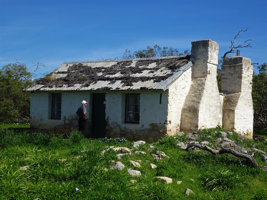 Port Lincoln. Mikkira station homestead built in 1842 in the spring.