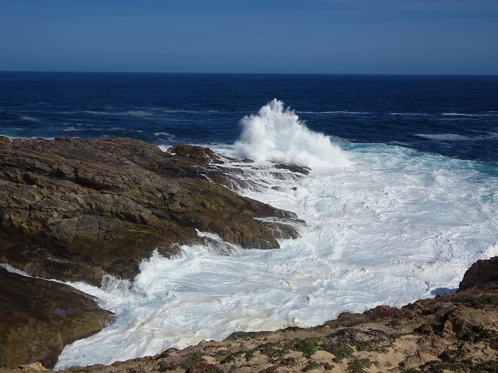 Port Lincoln. Eyre Peninsula. Waves breaking on rocky cliffs on Whalers Way.