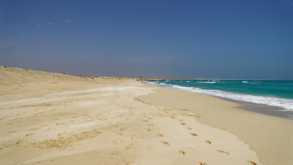 Praia de João Barrosa — photo by Miguel Discart & Kiri Karma