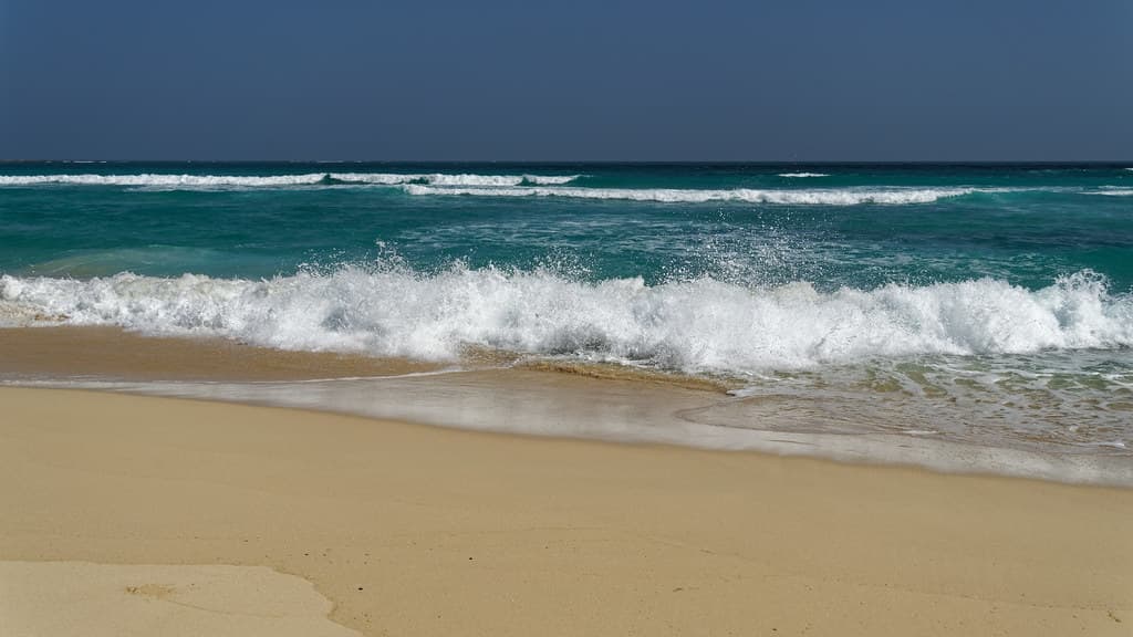 Praia de João Barrosa — photo by Miguel Discart & Kiri Karma
