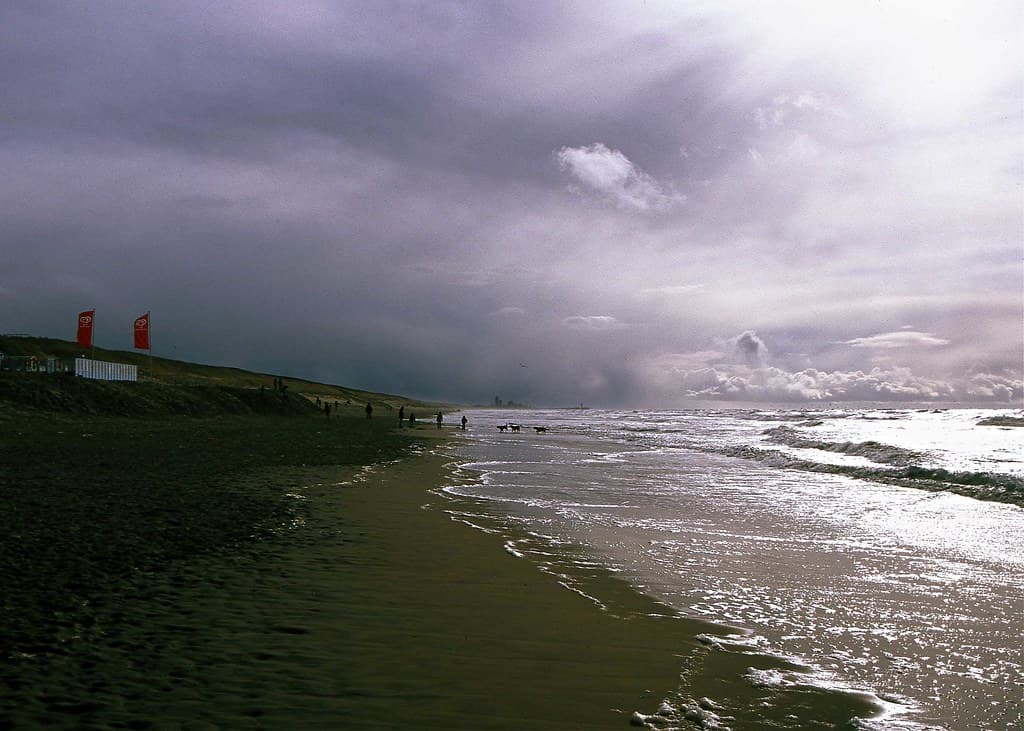 Katwijk Beach — photo by Denkrahm