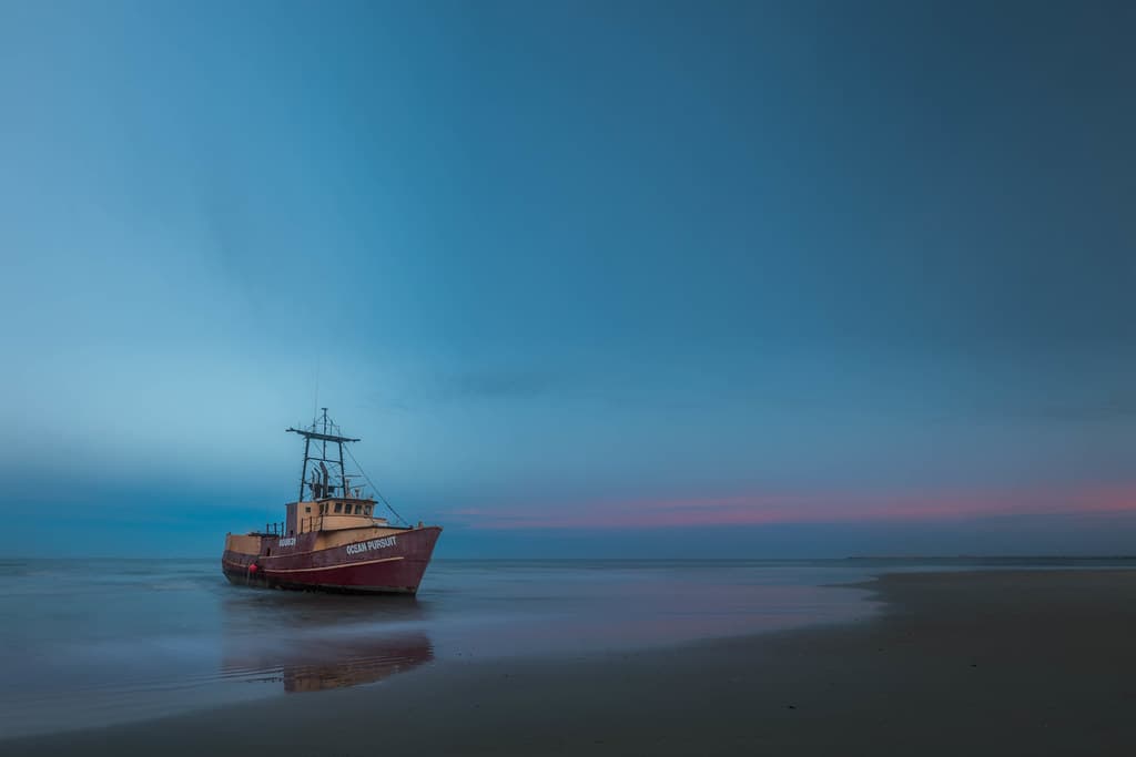 Shipwreck 3.jpg
