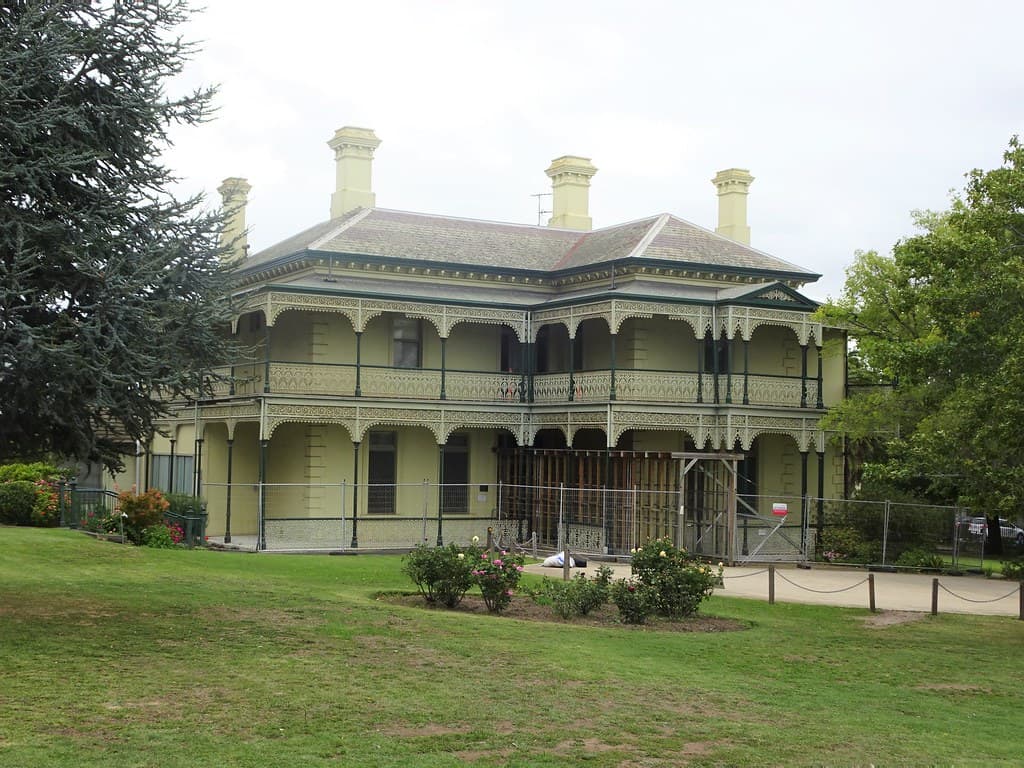 Geelong. Yarra Street. The Catholic Presbytery next to St Mary's Catholic Basilica.