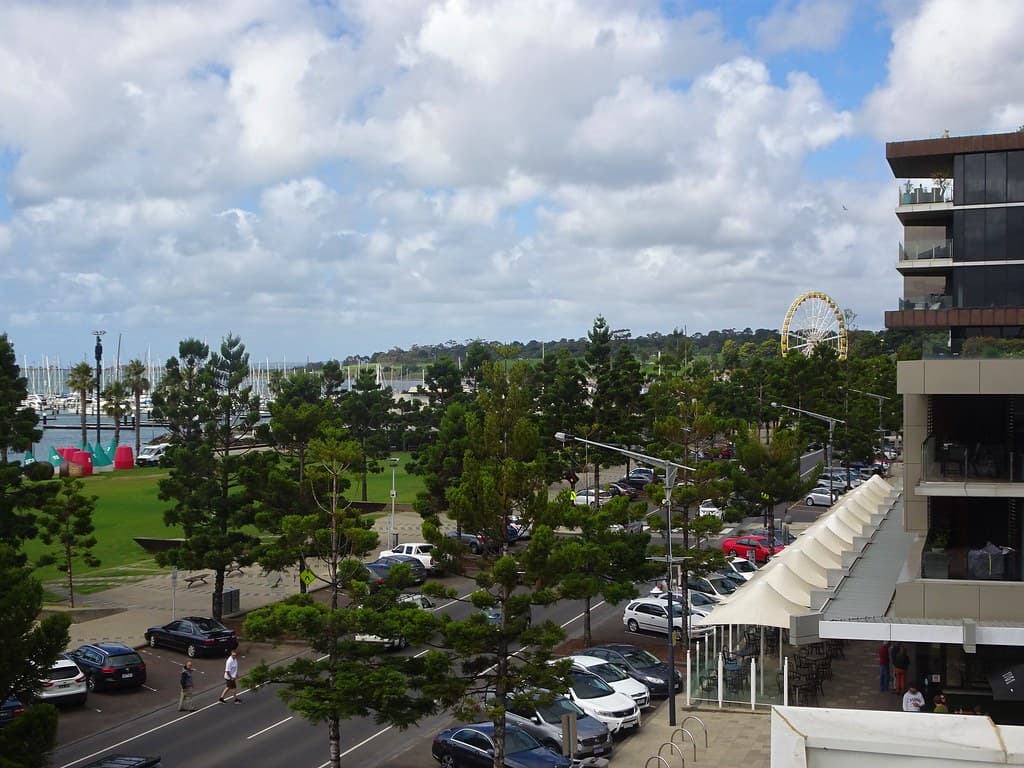 Geelong. The esplanade and Corio Bay. Looking towards Eastern Beach and the parklands.