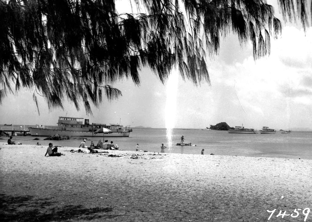 Brampton Island, Beach