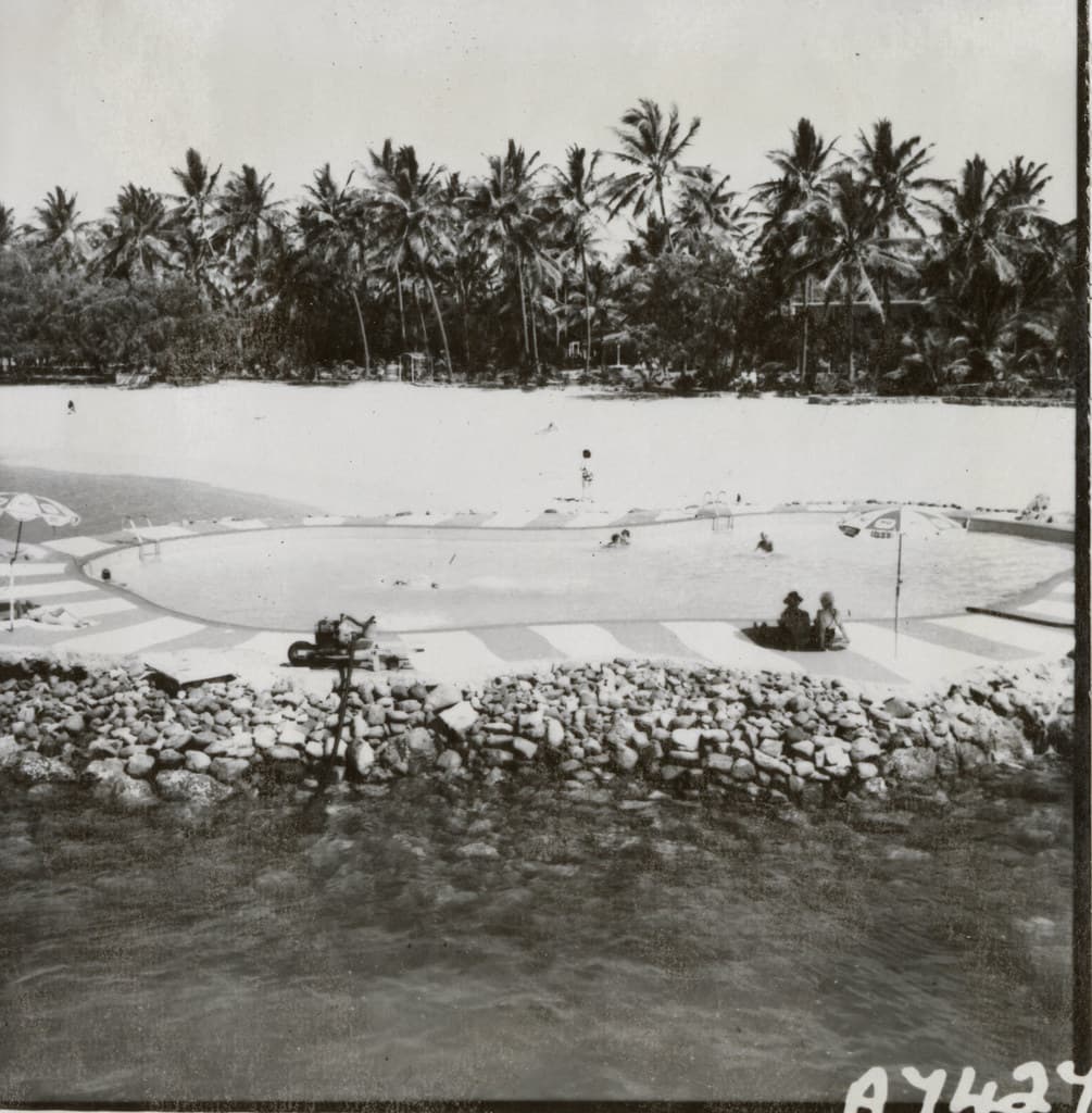 Brampton Island - Swimming Pool & Beach