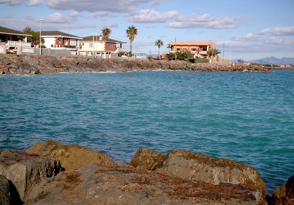 Playa de la Serratella — photo by Pret Foto