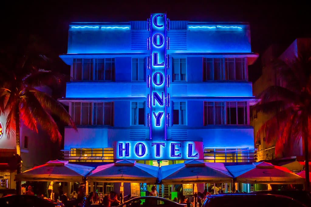 Colony Hotel