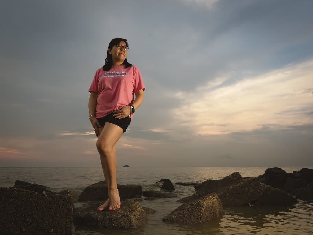 Pantai Remis.Agnes.Stand4