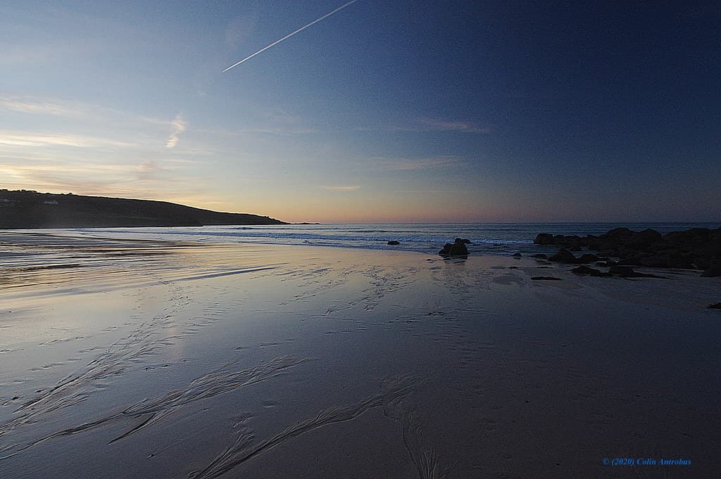 Porthzennor Cove — photo by Kernowfile