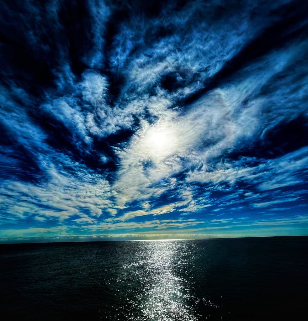 Open Waters - The Atlantic Ocean
