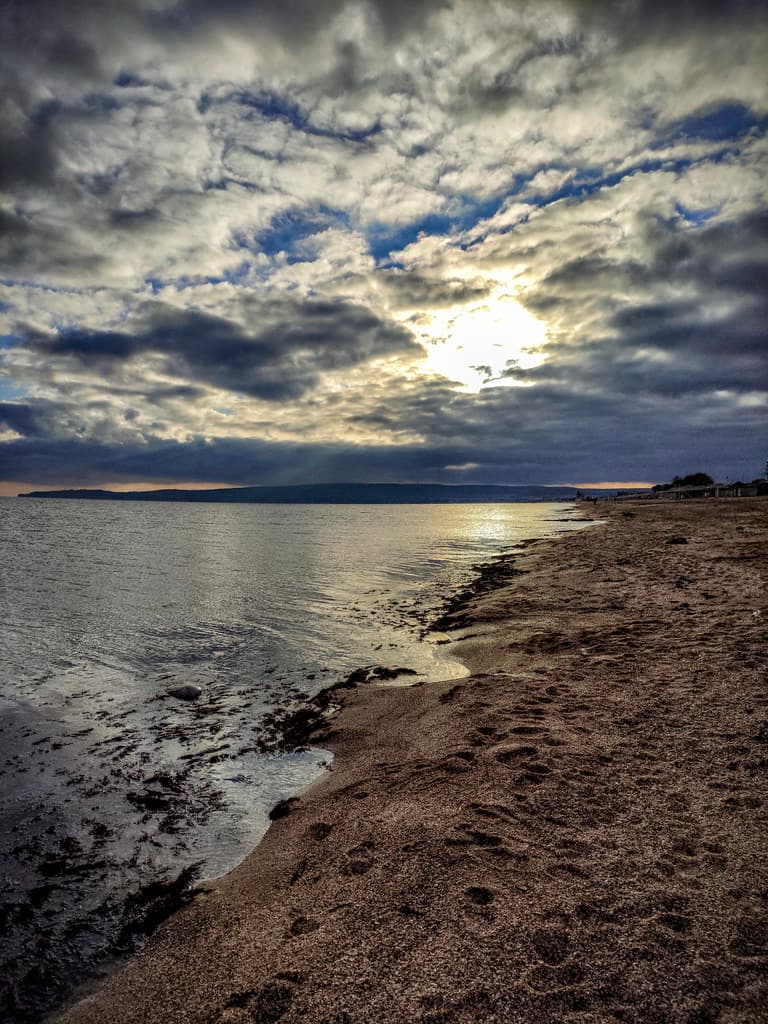 Berehove Beach — photo by Art (RUS) Potosi