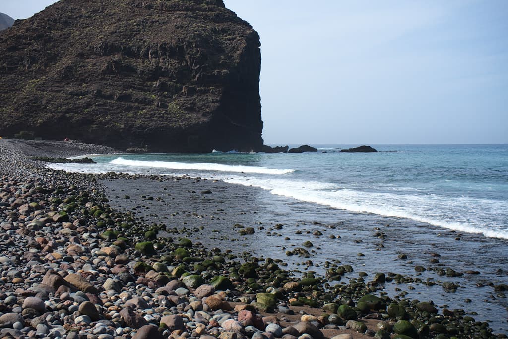 Playa de Güigüí — photo by Aleksandr Zykov