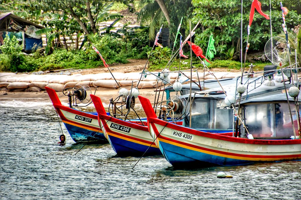 Pantai Pasir Hitam — photo by Bernard Spragg