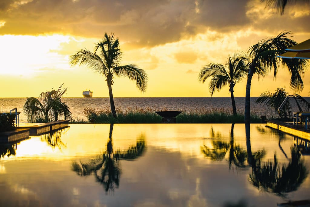 Pinney's Beach — photo by Thomas Hawk
