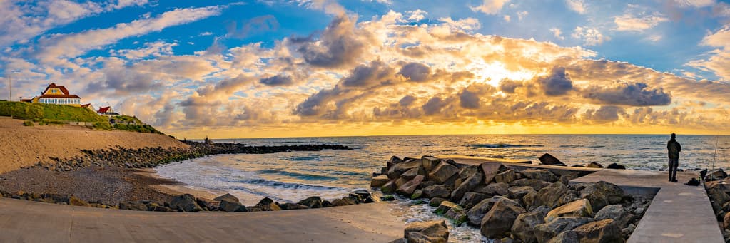 Lønstrup Beach — photo by karlheinz klingbeil