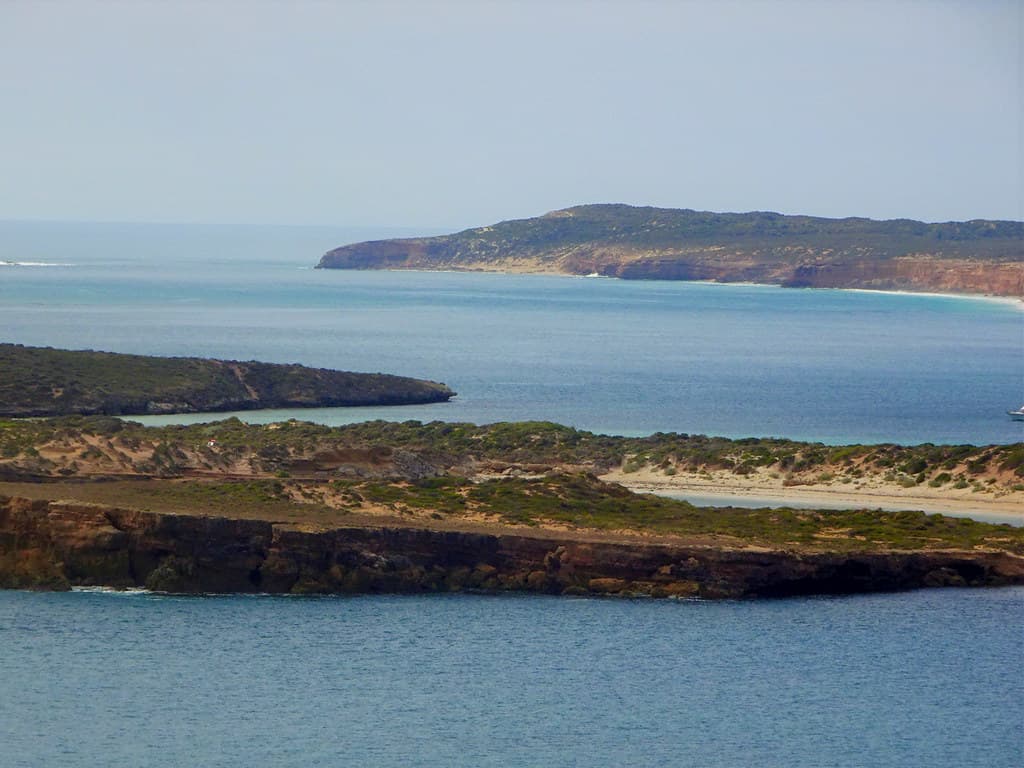 Yorke Peninsula. Innes Dhilba Guuranda National Park. At West Cape there are panormaic views of Pondalowie Bay, several headlands sandy beaches, inlets and coves.