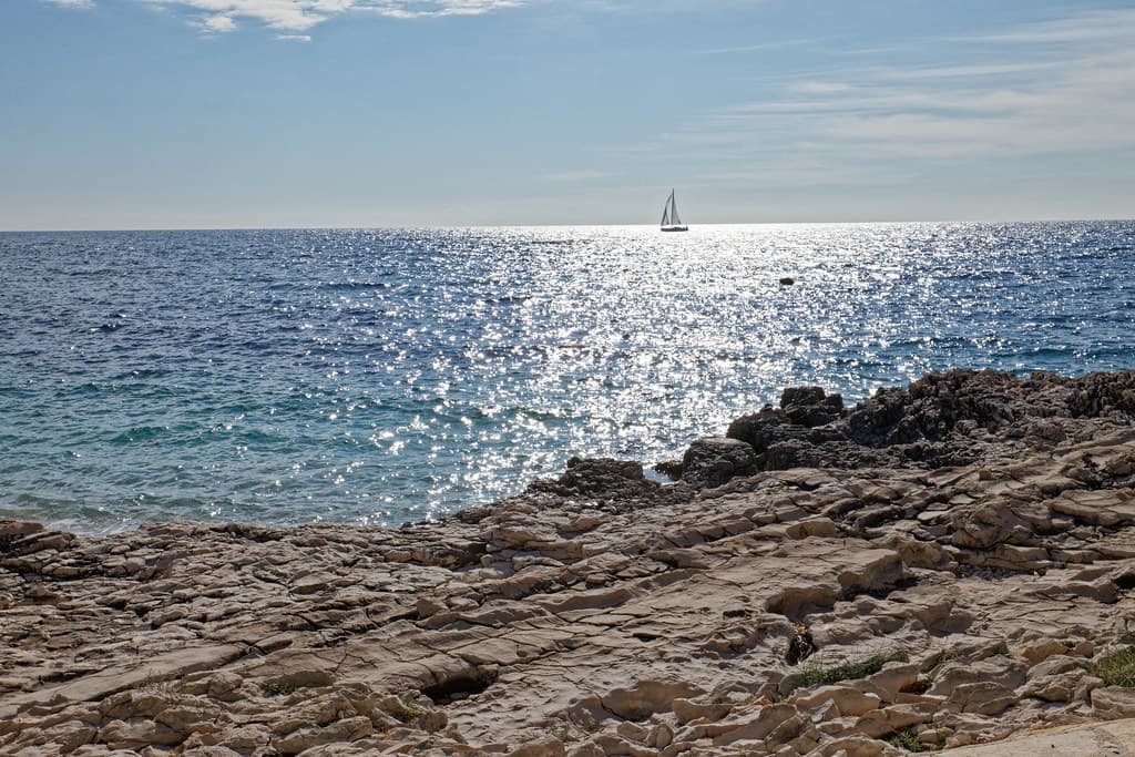 Jazi Beach — photo by Nikola Plejic