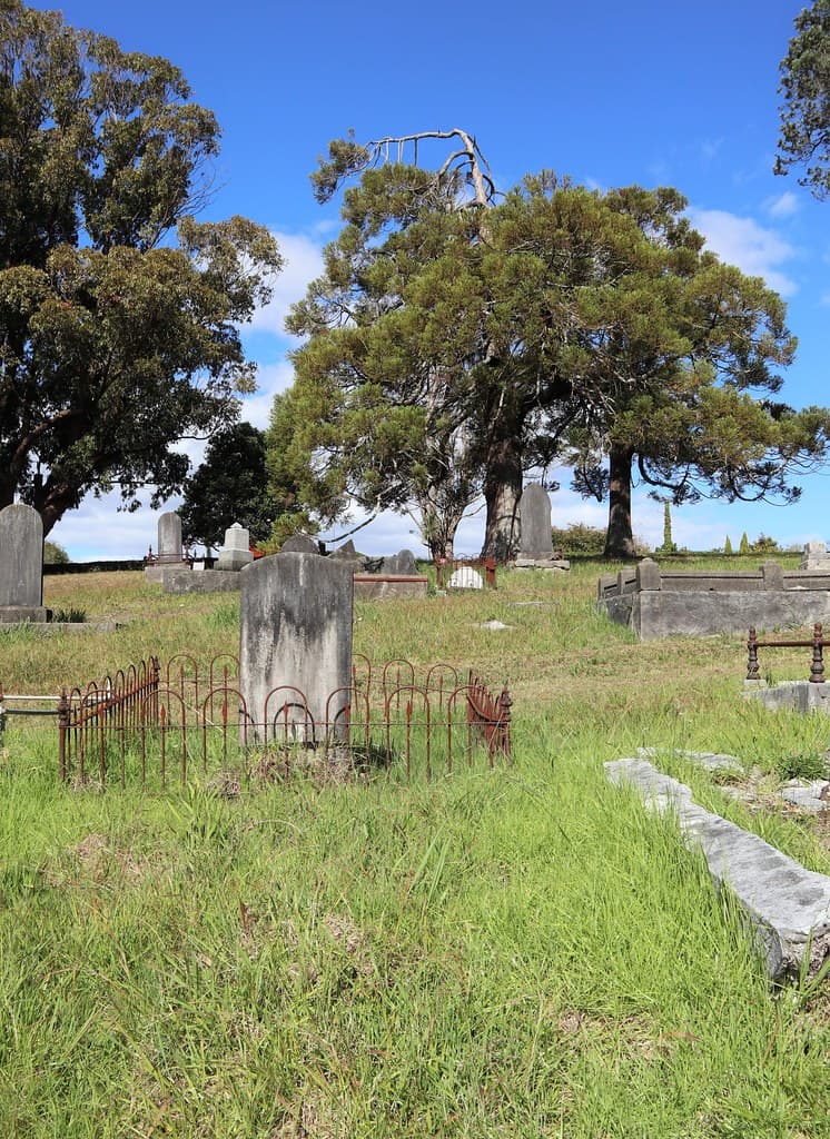 Roman Catholic Division A, Row 4, Plot 14a