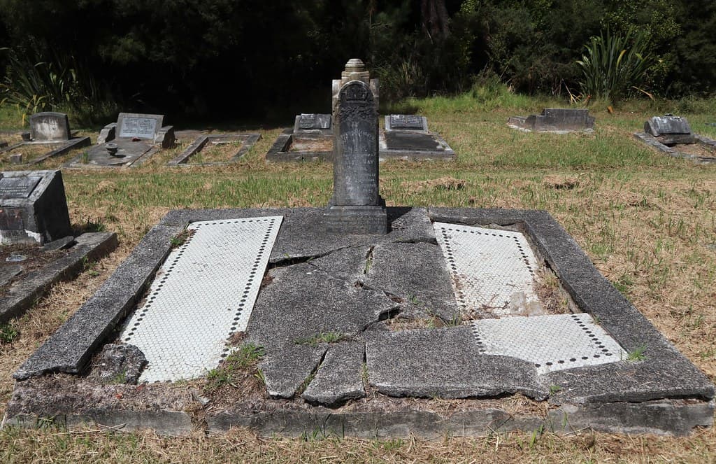 Anglican Division G, Row 2, Plots 76  & 78