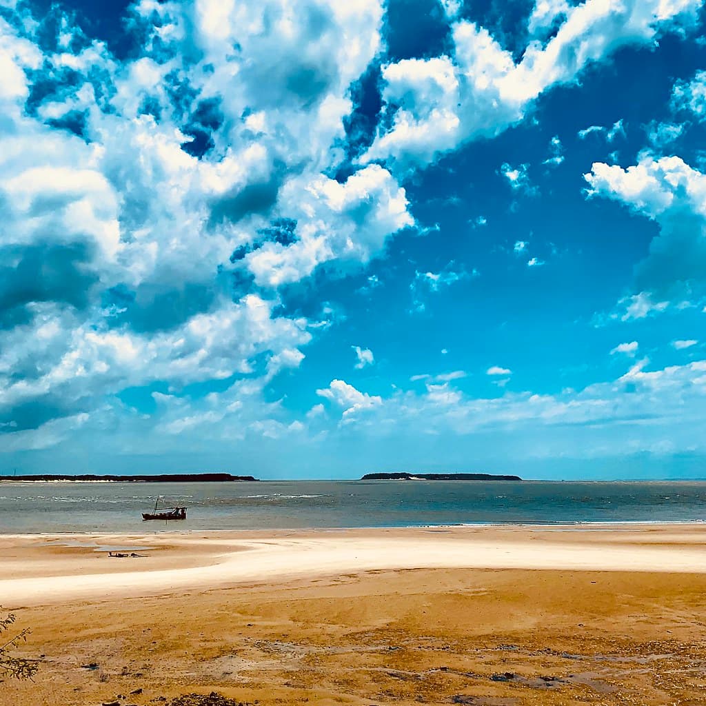 Praia de São Marcos — photo by MastaBaba