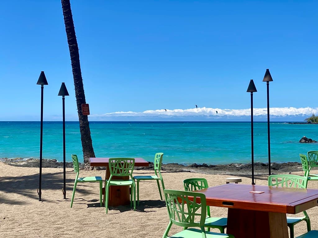 Lava Lava Beach Club & `Anaeho`omalu Bay