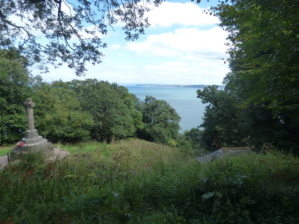Mount Pleasant, Clovelly - war memorial