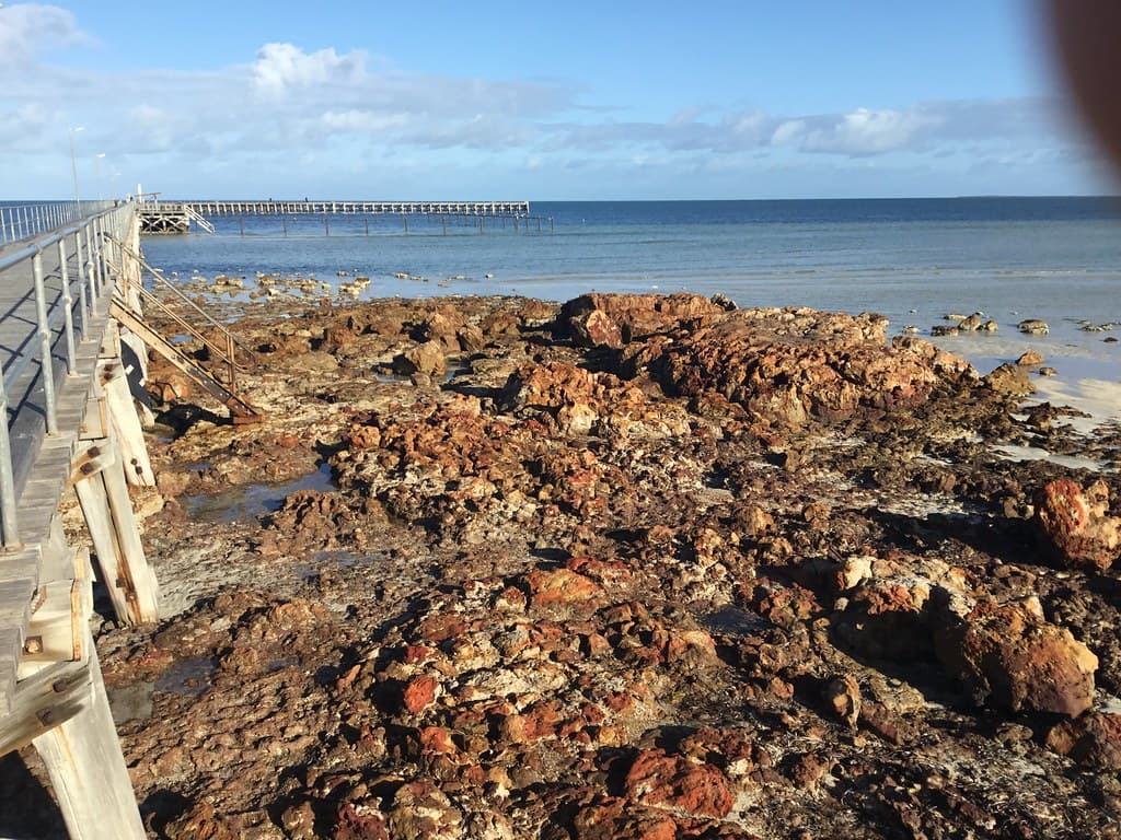 Moonta Bay rocks jetty.