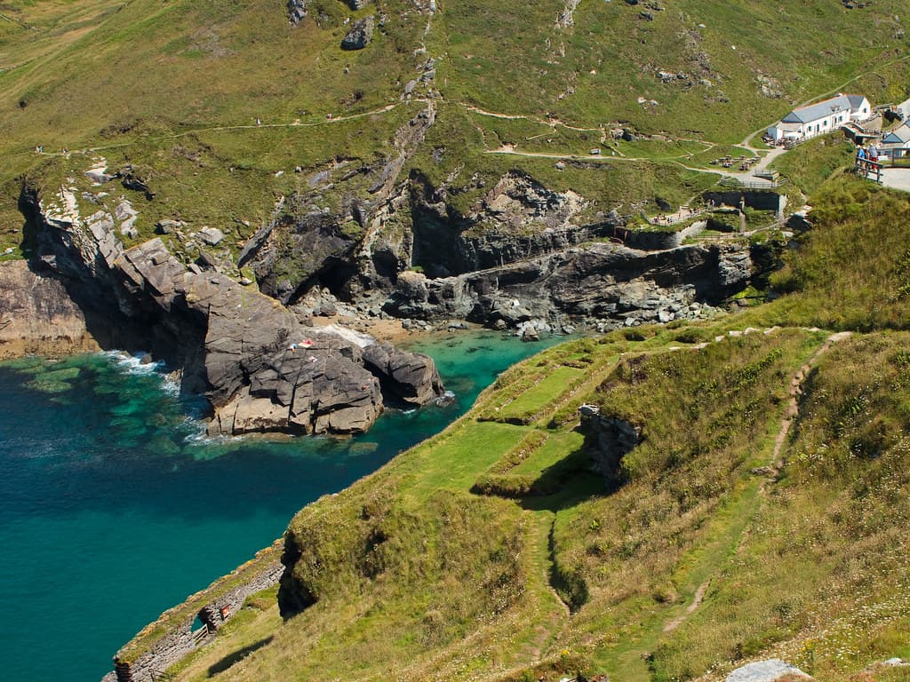 Bossiney Cove — photo by Thorbard