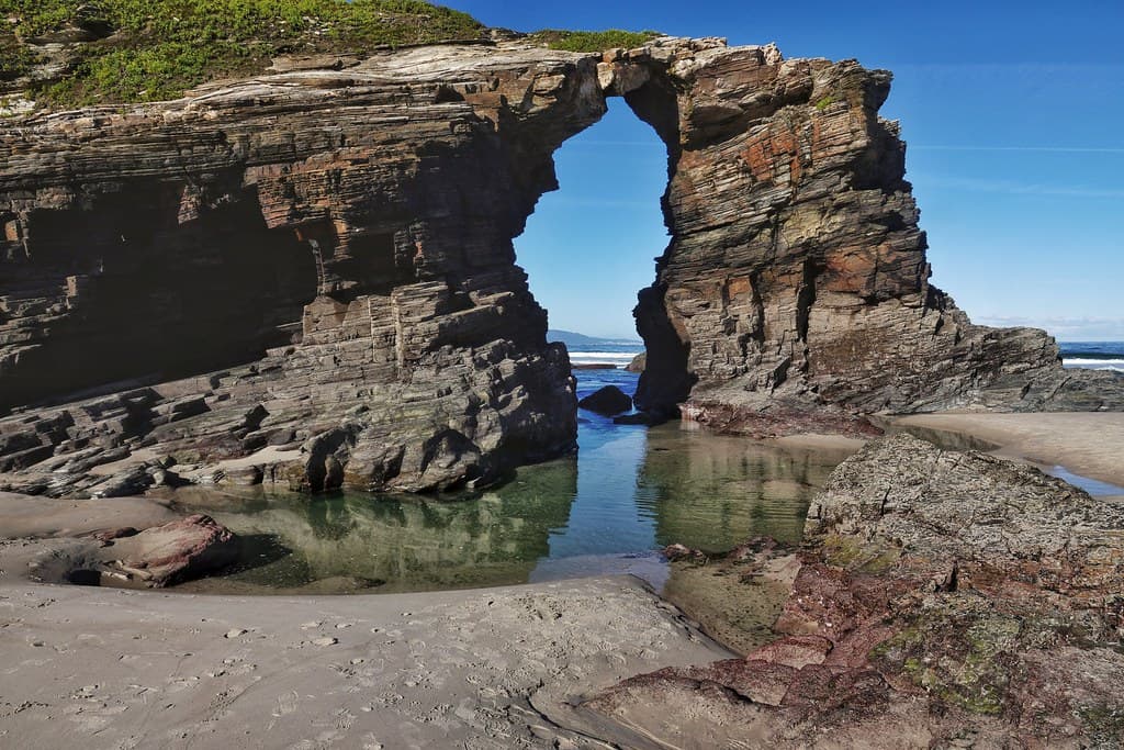 Praia das Catedrais — photo by Neticola
