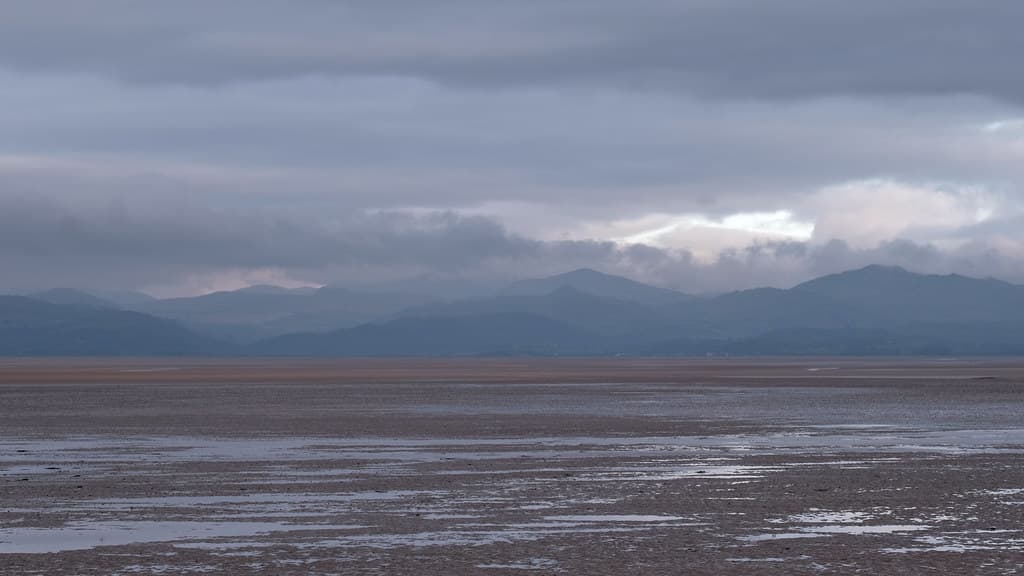 Barrow Beach — photo by fuji.tim