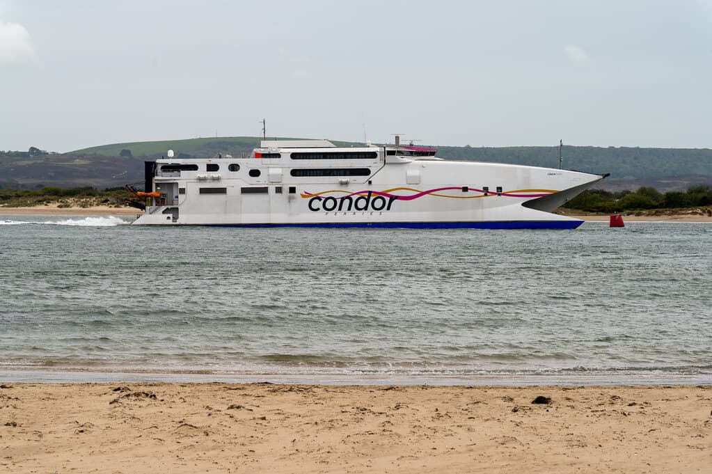 Studland Bay — photo by myfrozenlife