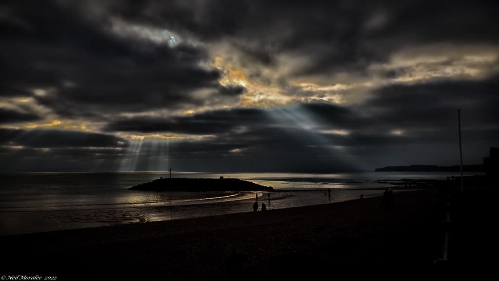 Jacobs Ladder Beach — photo by Neil. Moralee